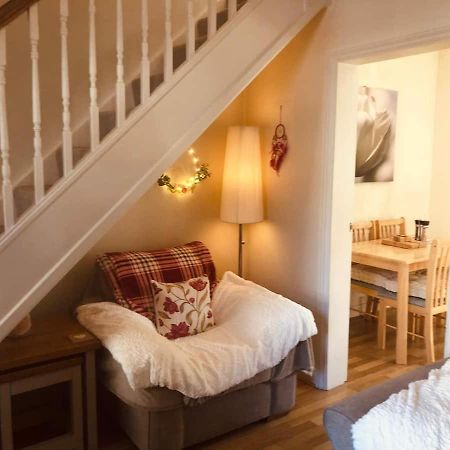 Boutique Cottage In The Heart Of Buxton Town المظهر الخارجي الصورة