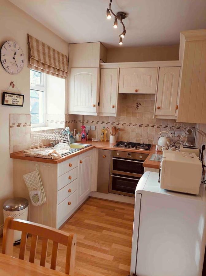 Boutique Cottage In The Heart Of Buxton Town المظهر الخارجي الصورة