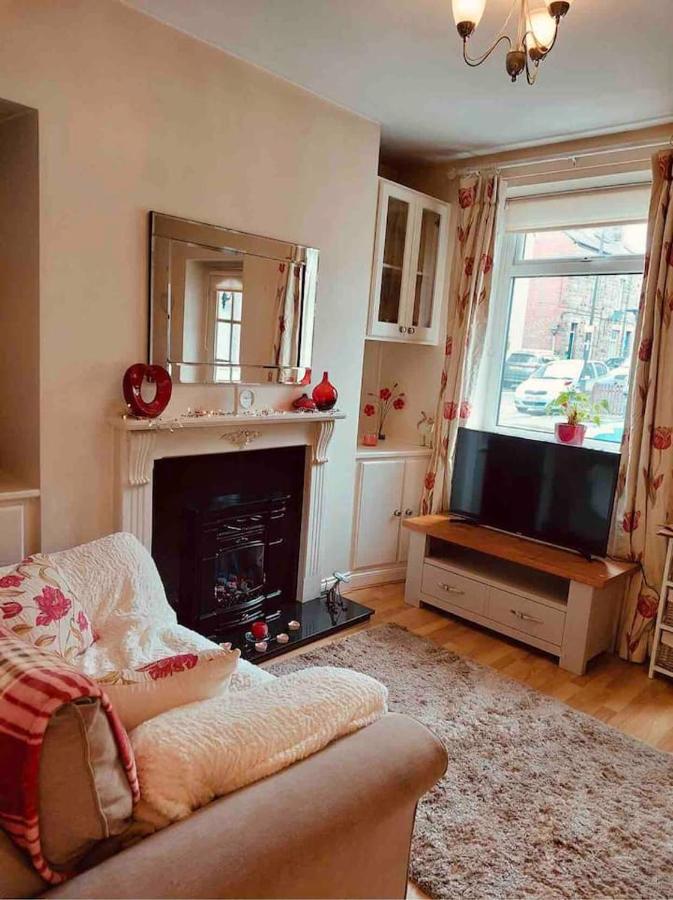 Boutique Cottage In The Heart Of Buxton Town المظهر الخارجي الصورة