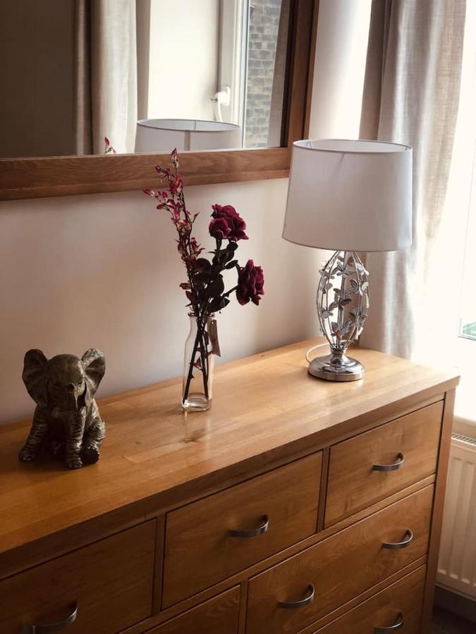 Boutique Cottage In The Heart Of Buxton Town المظهر الخارجي الصورة
